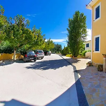 Hotel Theodora 4*