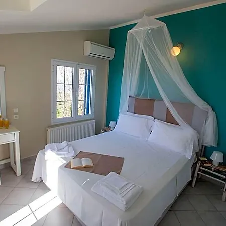Theodora Hotel